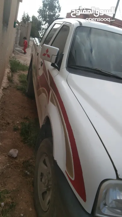 متسوبيشي L200 للبيع