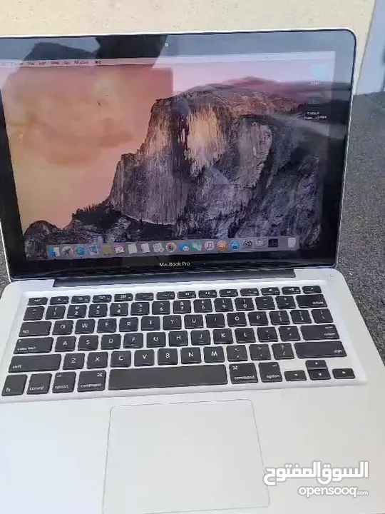 Apple Macbook Pro 2012..8GB Ram 500 GB Hard Drive Core i5 ..  With Warranty