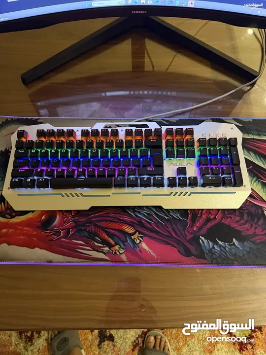 جهاز كمبيوتر pc جيمنيغ لسى جديد  قابل التعديل مستعمل شهر ونص بس