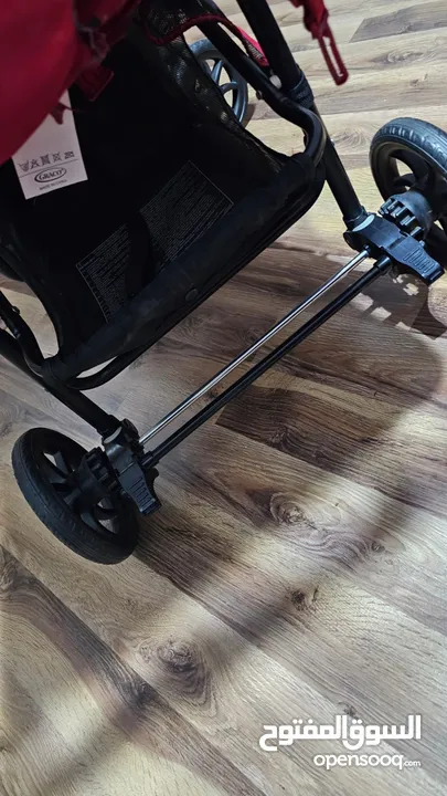 عرباية اطفال مع كوت نوع Graco