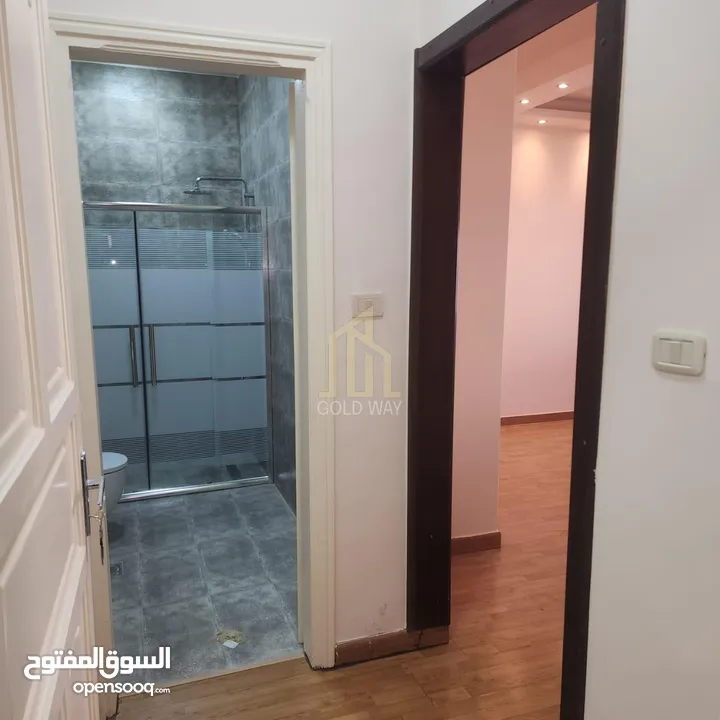 اقض سنويتك في شقة للإيجار طابق رابع 200م في أجمل مناطق الدوار الرابع/ ref 9299