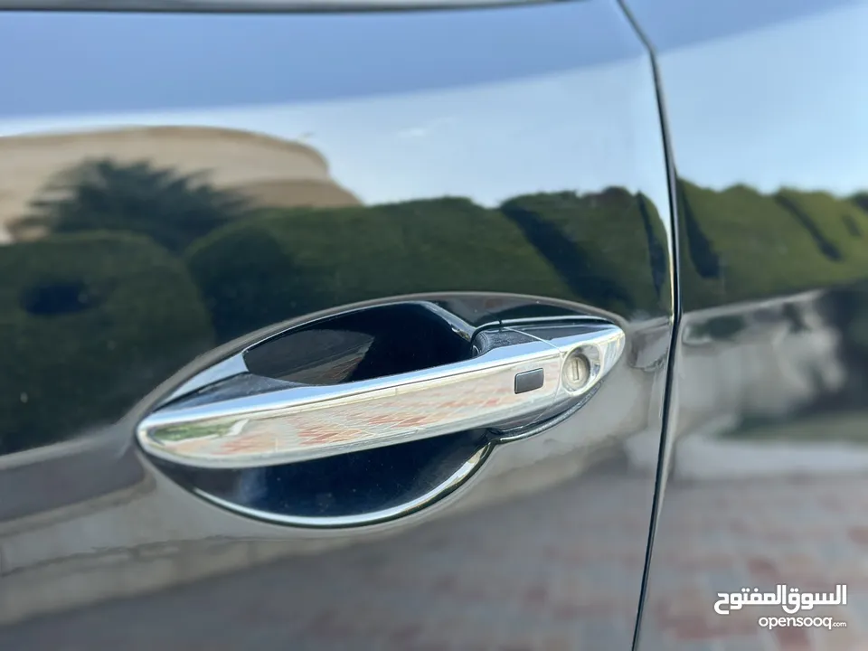 Hyundai Veloster 2014 ( RE : Mix Edition ) وارد الوكالة وصيانة الوكالة قاطعة مسافة 90 الف كم