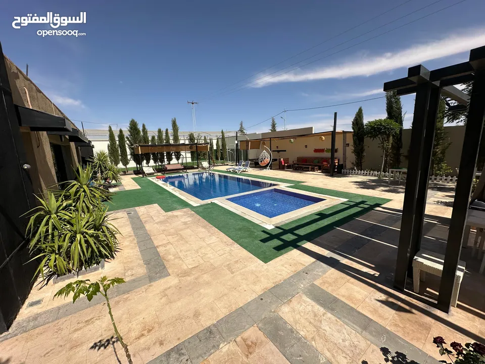 شاليهات كمباوند Giving  اكبر مدينة شاليهات اكثر من 20شاليه في مكان واحد  خيارك الانسب متوفر عنا