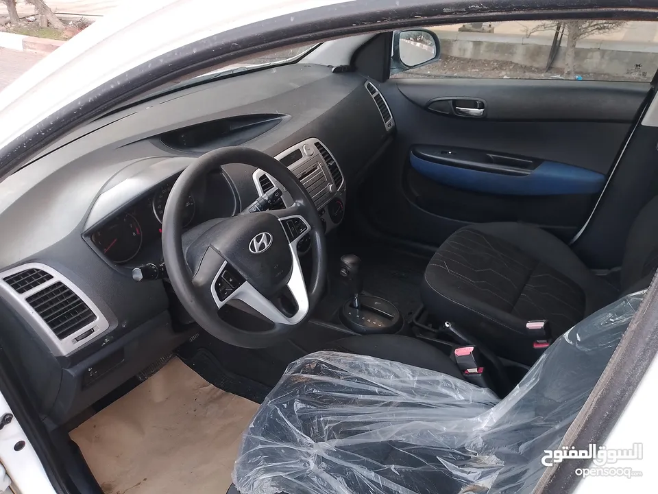 هيونداي i20 سنة 2011 اوتوماتيك ماتور 1.4