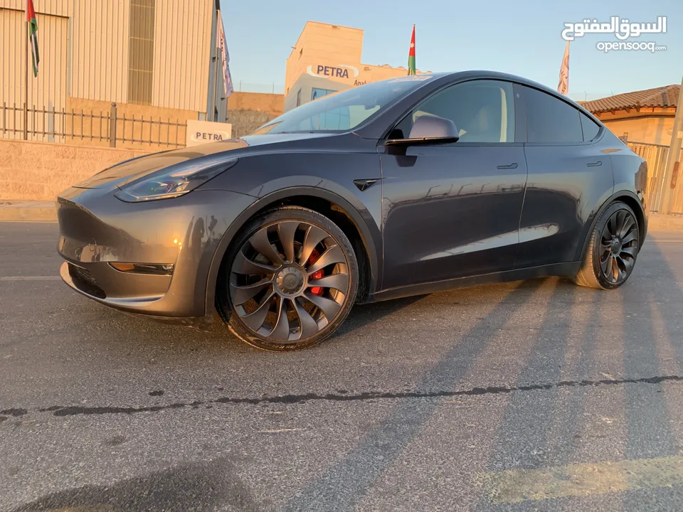 Tesla Y Performance 2021 صنف رياضي فحص كامل