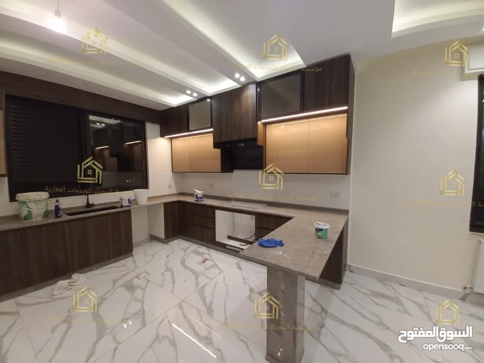 شقة جديدة - لم تسكن - خلدا - 3نوم 1ماستر - 200م - بلكونة بإطلالــــه مميزة - قرب الخدمات العامة -