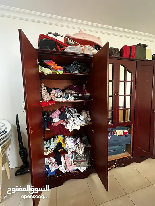 Strong 6 door cupboard