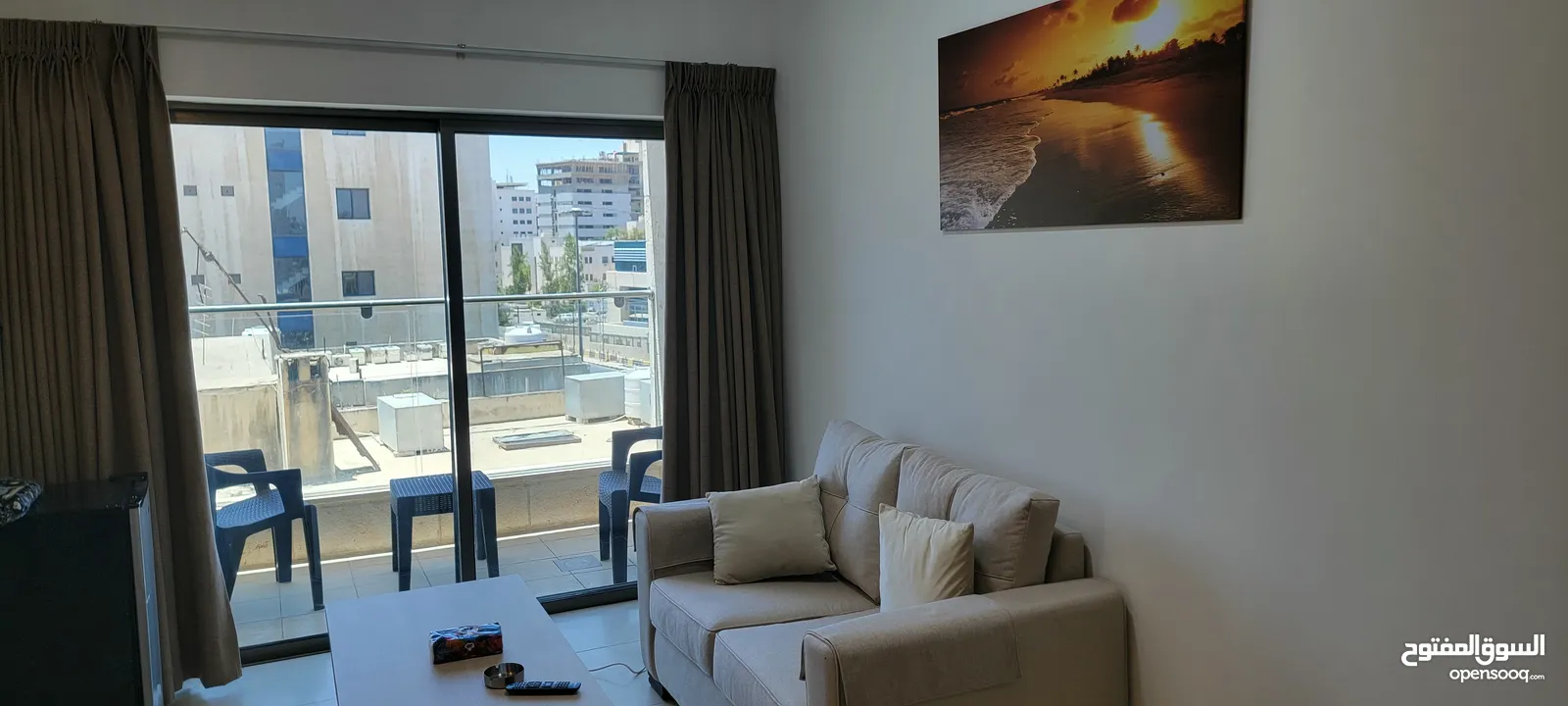 شقة فندقية فاخرة VIP  للإيجار  اليومي فقط فقط للعائلات في جبل الحسين سوبر ديلوكس