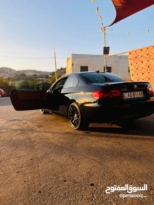 BMW e92 325i 2008 ماتور 330iمحوله بيان 25 ترخيص الشهر الحالي بنتهي  بحاجه الى اصلاح بسيط مكانيك