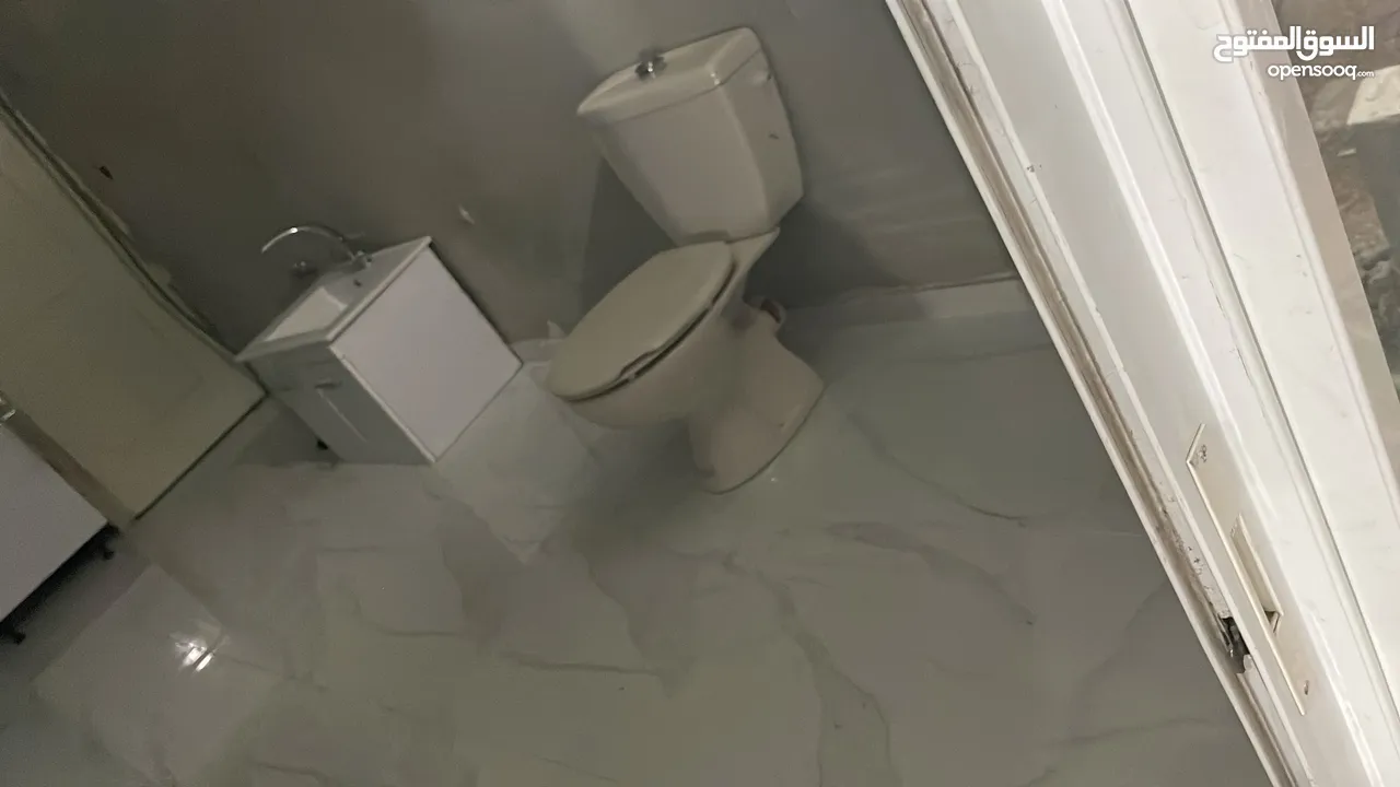 كوخ للبيع بسعر جيد