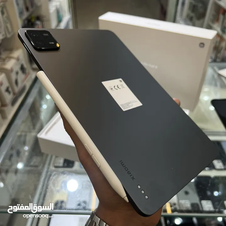 Tab Tab Xiaomi Pad 6 256GB - 8G ram مع كرتونة وقلم شومي الاصلي  غير مفتوح او مصلح في تقويس خفيف بشصي