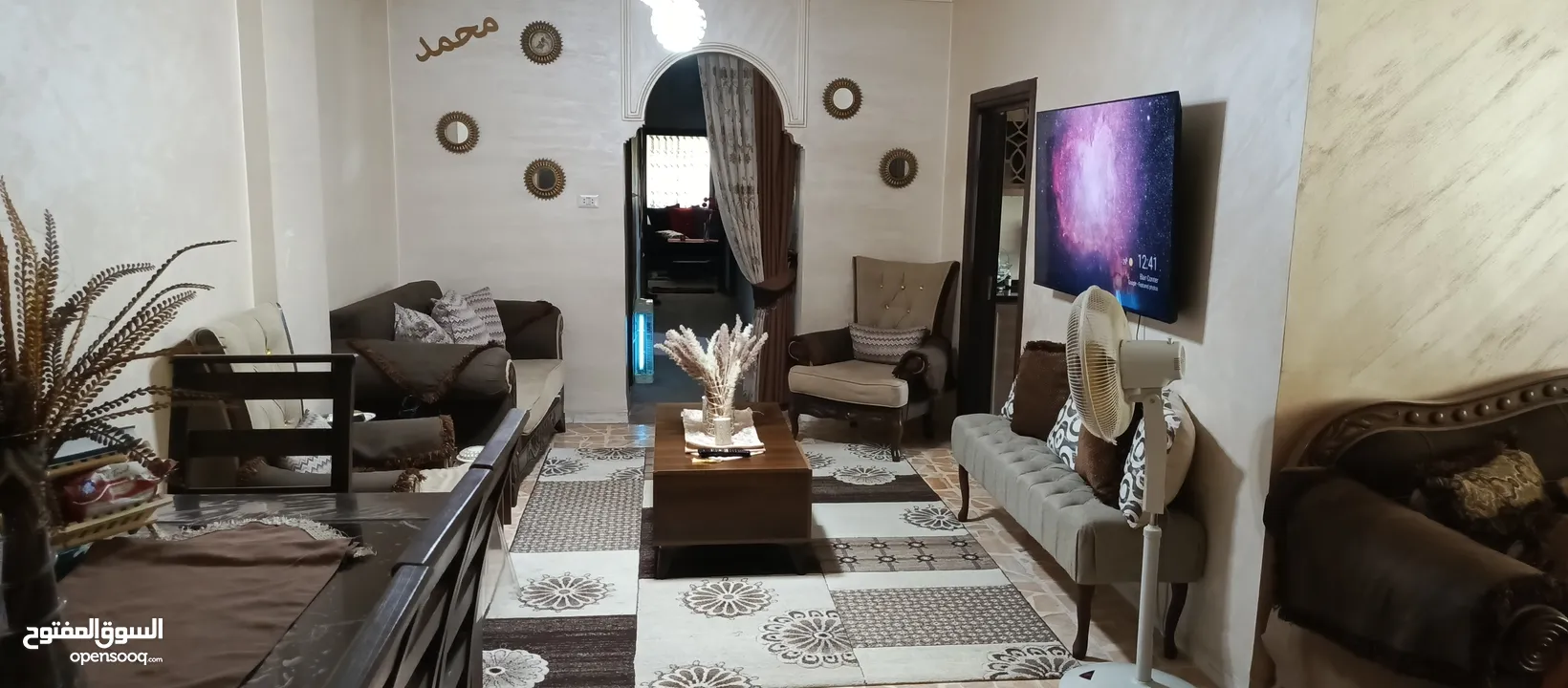 شقه لقطه بسعر مغري في ضاحية الأمير حسن طابق أول 3 غرف نوم ومعيشة وصالون ومطبخ جديد وبلكونه