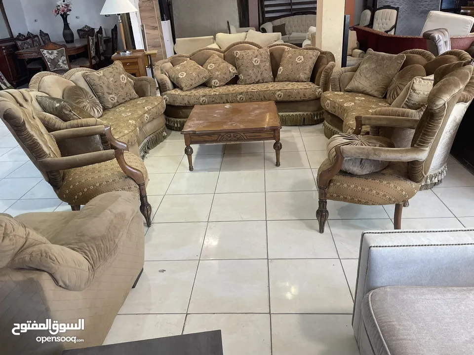 نشتري الاثاث المستعمل والاجهزه الكهربائيه والرياضيه والمكاتب والمطابخ بافضل سعر  ( معرض السمهوري )