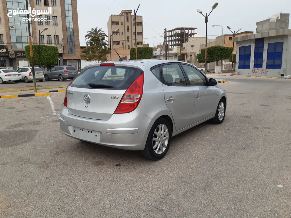 هيونداي i 30 للبيع