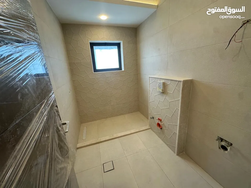 Unfurnished apartment for sale in Dahyet Al Nakheel ( Property 41662 )-174701078