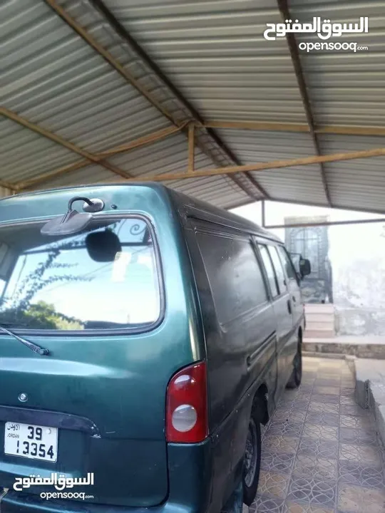 باص هيونداي  H100
