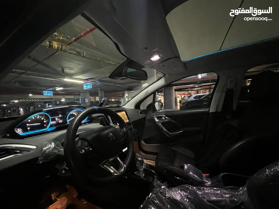 peugeot 2008 model 2017