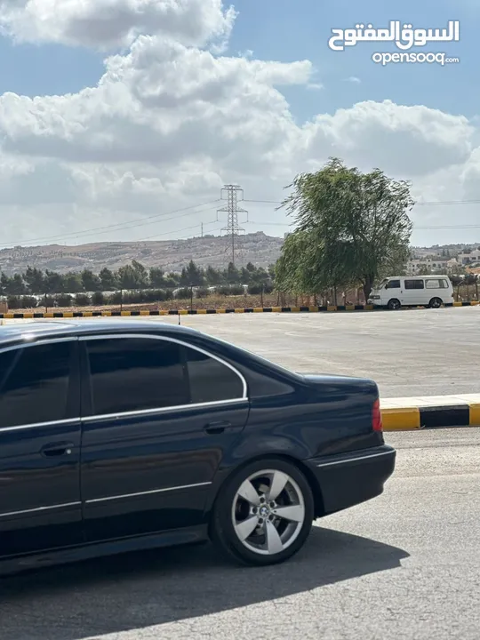 BMW موديل 1999 دب