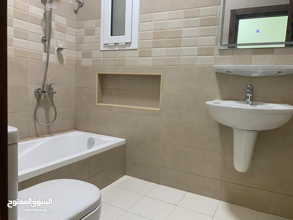 7 BHK new villa and big with elevator for rent located mawaleh 11