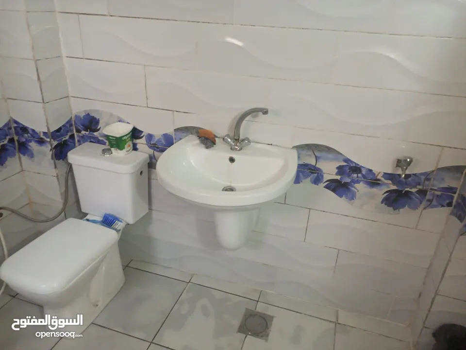 شقة للبيع  حي الحسين