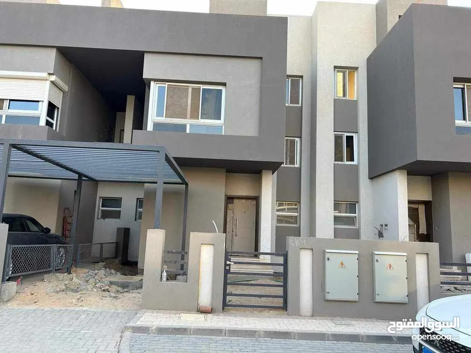 Townhouse middle for sale