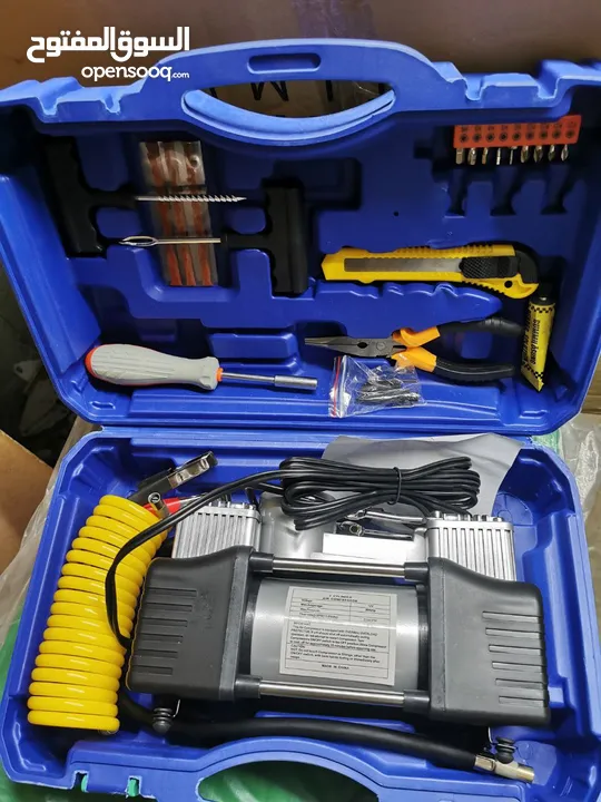 منفاخ سيارة مع عده بنشر