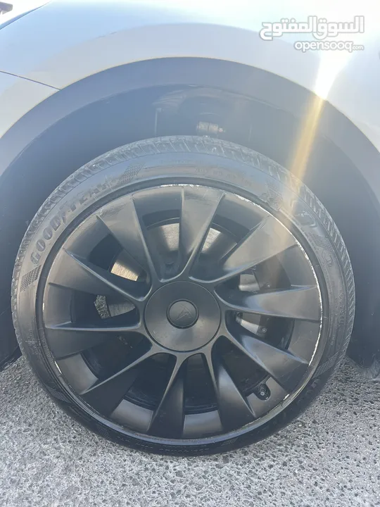 Tesla ModelY longrange 2023