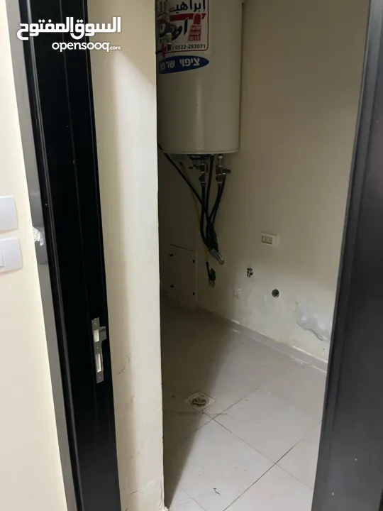 استوديو 70م للبيع في الحي الرابع