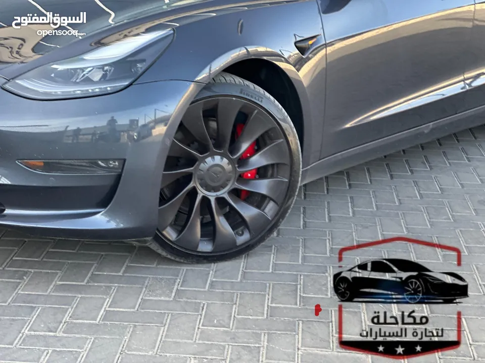 Tesla Model 3 Long Range DualMotor performance 2022 ....
