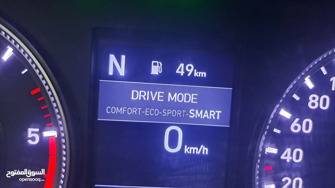 عرض على هونداي 7 ركاب سنتافيه 2020 بالاضافات المميزه والدفع الرباعي يد اوولا البيع مستعجل بسبب السفر