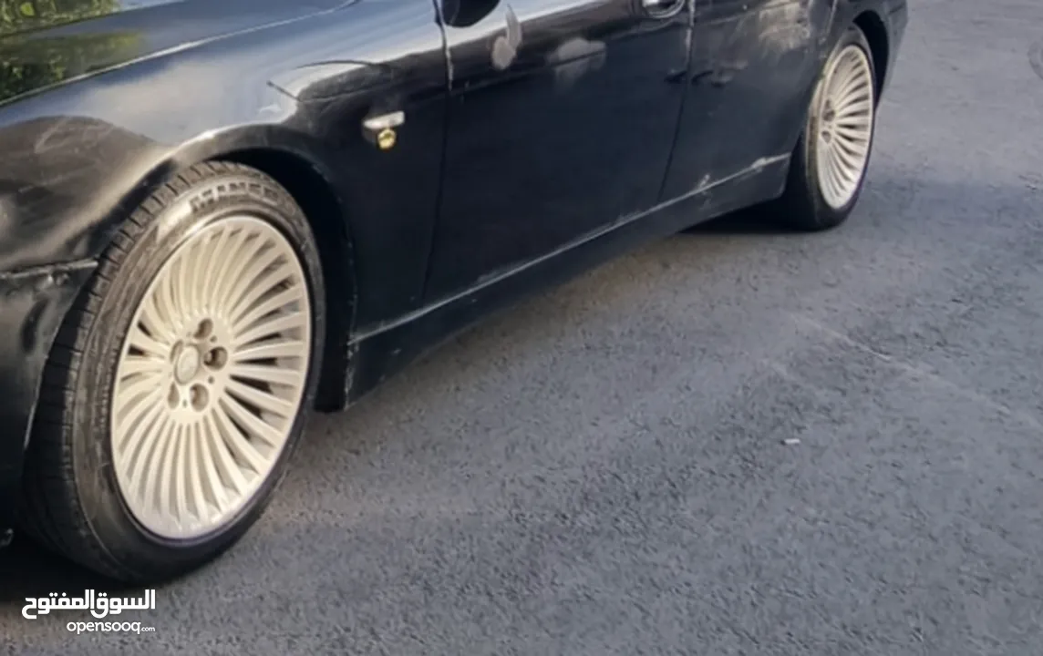 مطلوب جنط شمسي مقاس 19 عريض خلفي خاص لل bmw