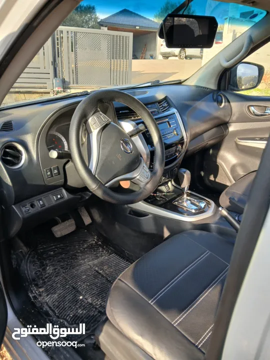 نيسان نفارا 2022اتومات 4x4  اصل برايفت   عداد 75000km اصلي      اماكنية البدل