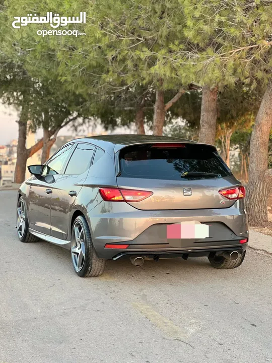 سيات ليون 2015