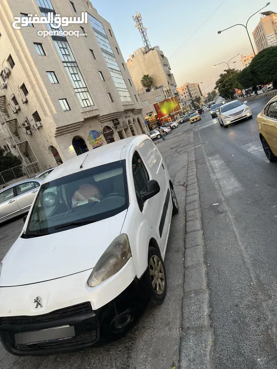 بكم بيجو بارتنر 2015 4 جيد