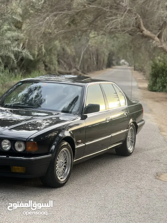 BMW 740i للبيع