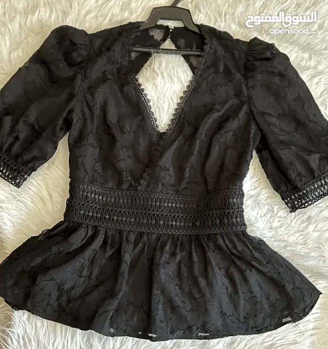 Lipsy London Co-Ord Black Dantelle  طقم ميدي دانتيل أسود، شبه رسمي/رسمي أنيق ، Top & Skirt