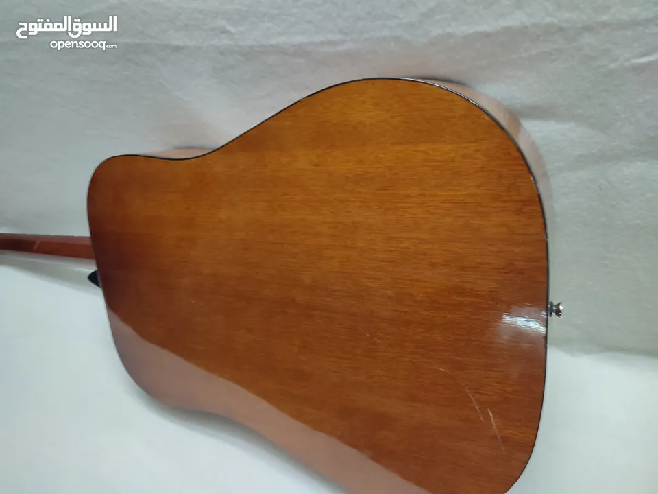 Gitar جيتار للبيع