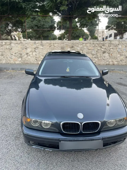 بي ام  e39 دب 520i موديل 1999 اصلي فحص كامل ثاني مالك في الاردن  قابل للفحص في داخل الشركة