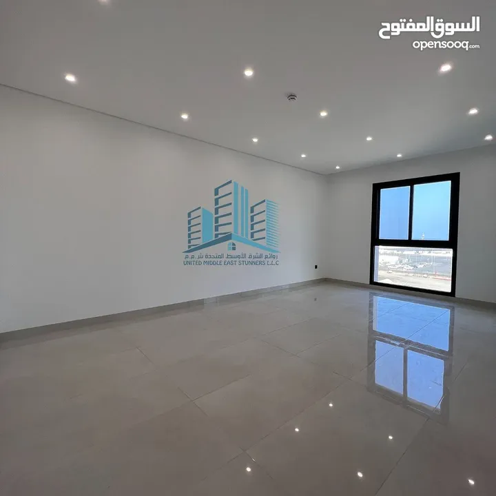 BRAND-NEW 2 BR APARTMENT / شقة جديدة أول ساكن في الموج