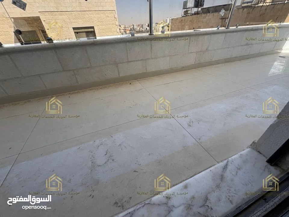 روف جديد لم يسكن مع ترسات بإطلالــــه بانوراما