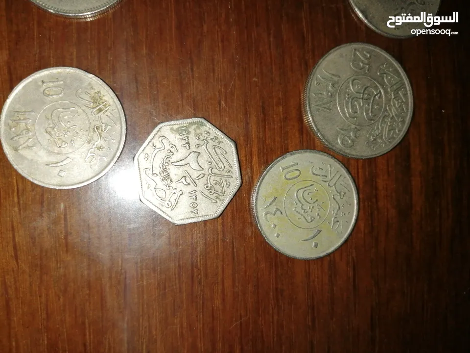 عملات قديمة للبيع اردني امريكي بريطاني ألماني عراقي خليجي يوجد قطع نوادر ومميزة
