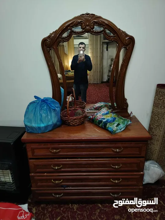 اثاث مستعمل في حالة ممتازة