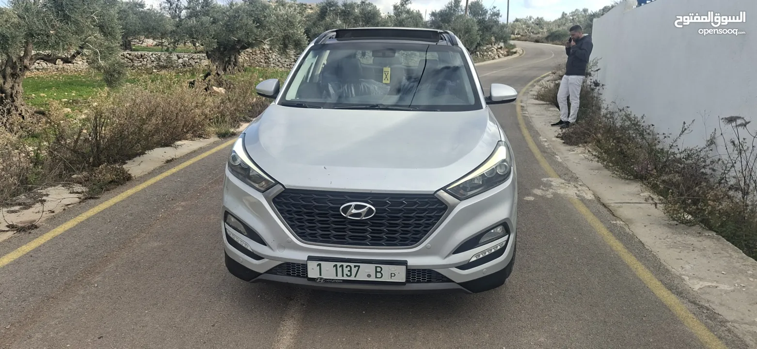 جيب هواندي توسان موديل 2016-ماتور 2000ديزل فل فل اضافات مع فتحة سقف بنوراما الجيب فحص شركة ونخب