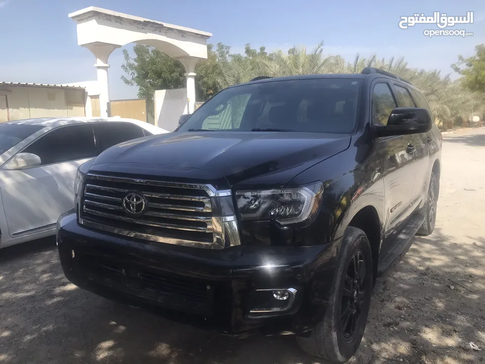 تويتا سيكويا TRD.   نضيف مطلوب 125000