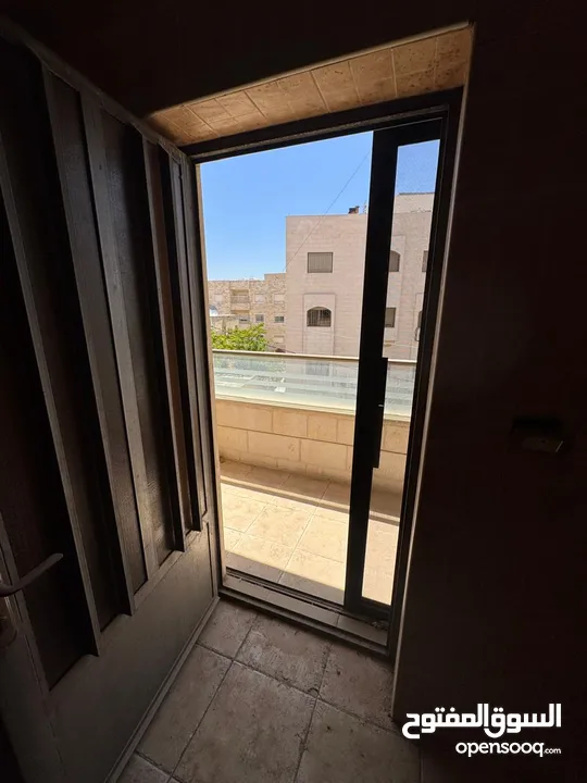 Modern 3-Bedroom Apartment  150 sqm  Master Suite, 3 Baths  Prime Location Near Amenities