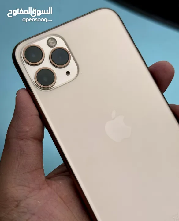 عرض خااص : iPhone 11pro 64gb هاتف نظييف جداً بحالة الوكالة بدون اي شموخ و بدون اي مشاكل مع ملحقاتة