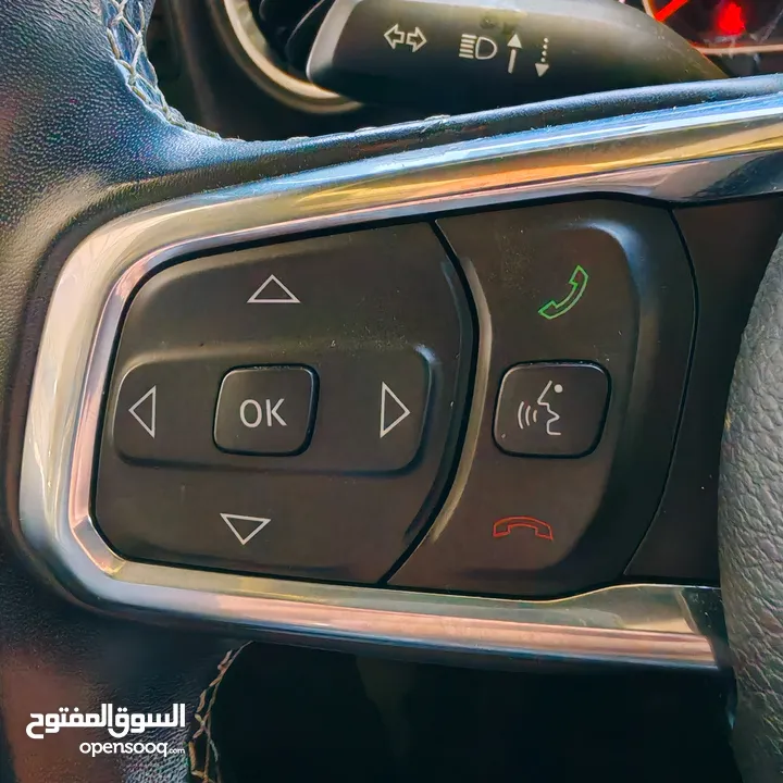 2020 Jeep Gladiator Overland  لون بيج مميز ولاول مرة في الاردن