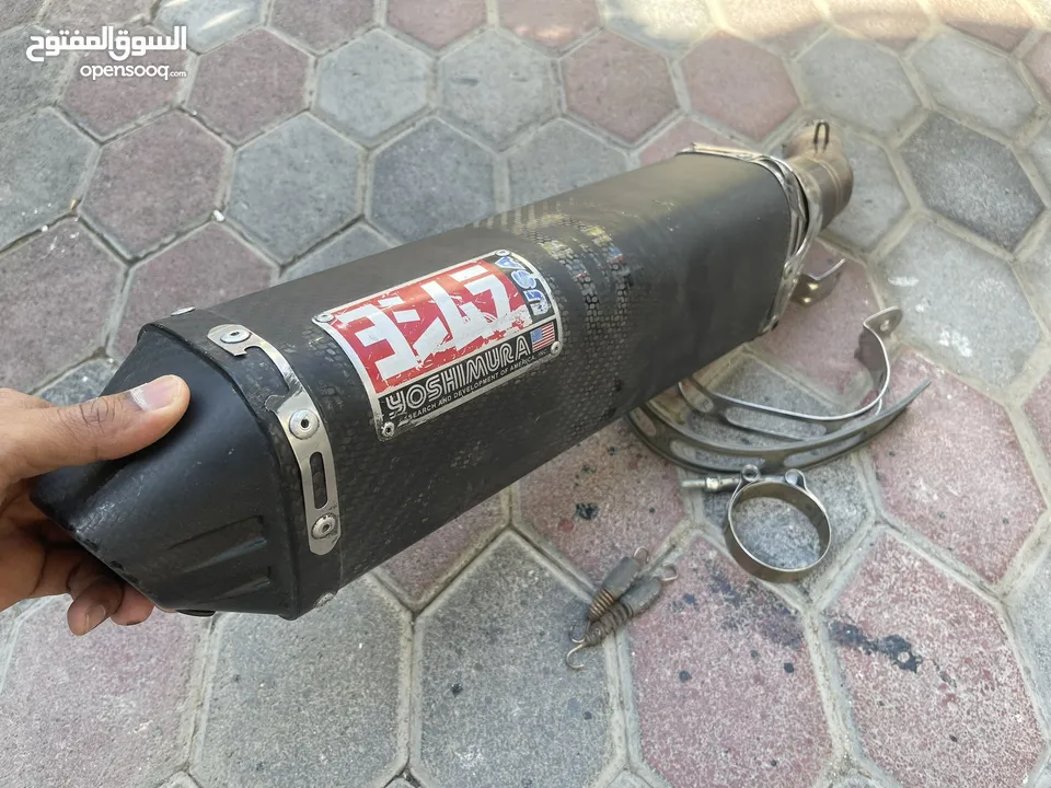 YOSHIMURA CARBON SERIES EXHAUST FOR MOTORCYCLE FOR SALE!!!! Universal type