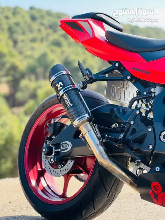 GSX,,1000,,R  بحالة الوكاله ومميزه وممشى قليل