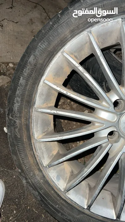 جنطات للبيع بحاله الوكاله